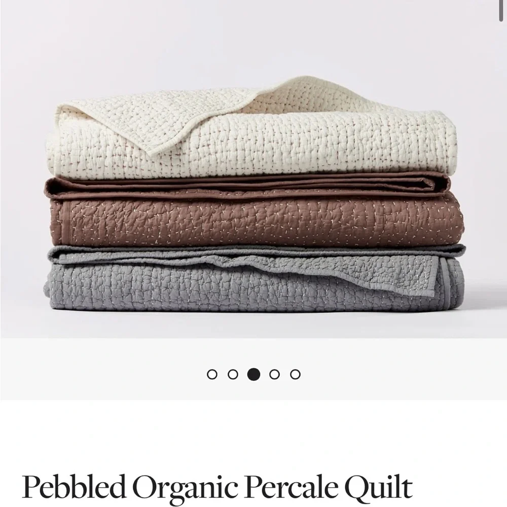 COYUCHI Pebbled Handstitched Organic Quilt $448 Sz  KING , NEW  Color: Slate